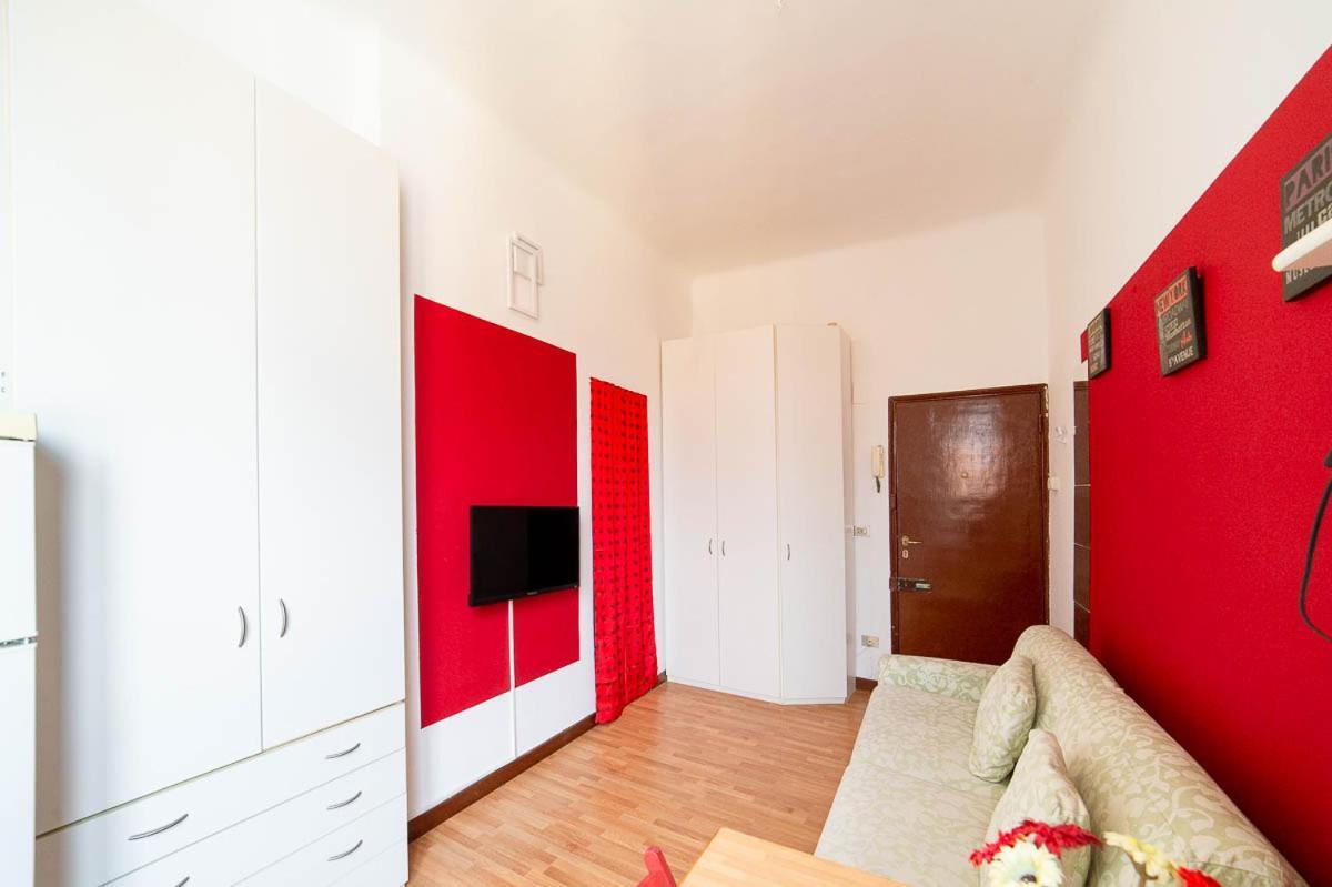 Hbhall Navigli 21 Milan Extérieur photo